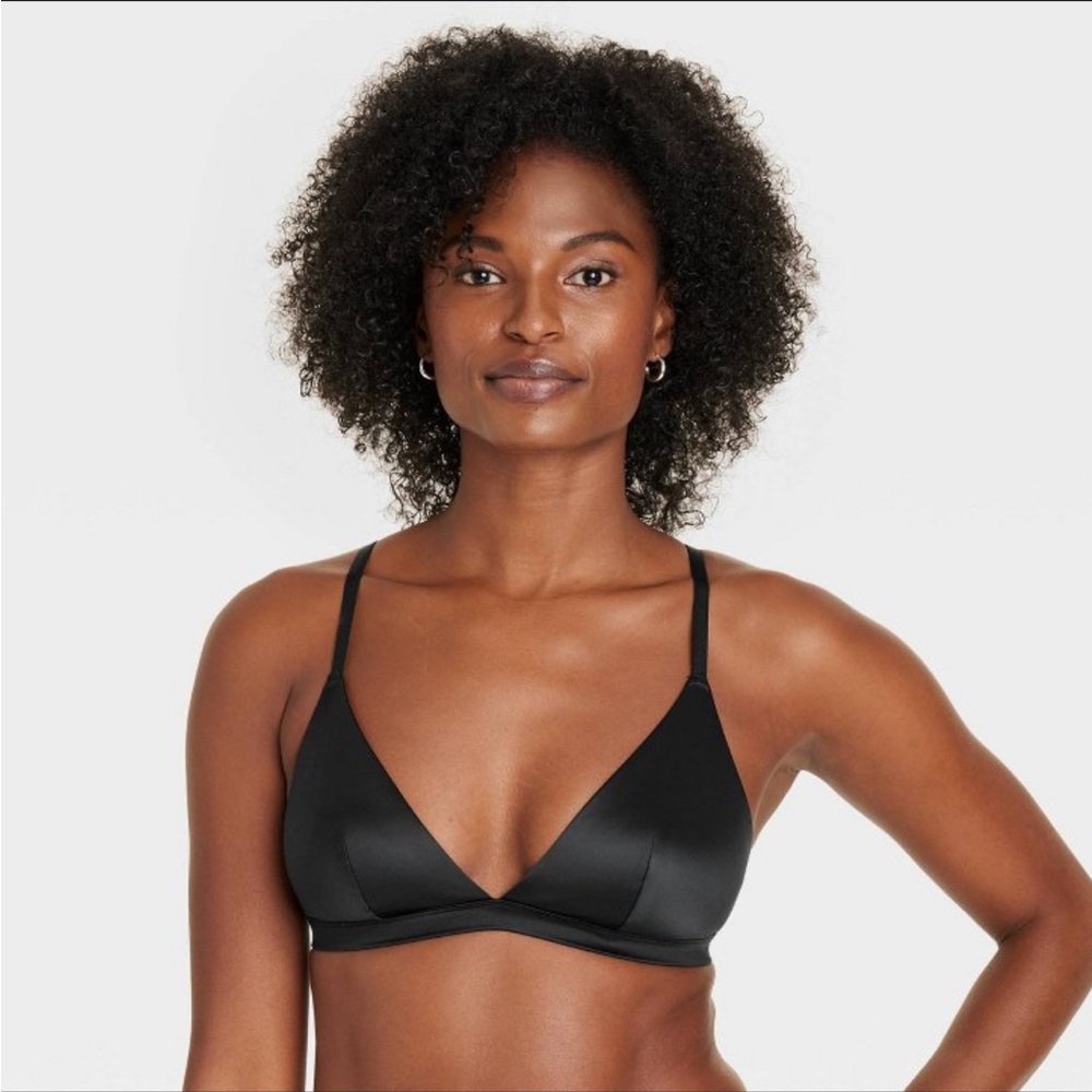 NWOT Black Unlined Triangle Bralette - Small